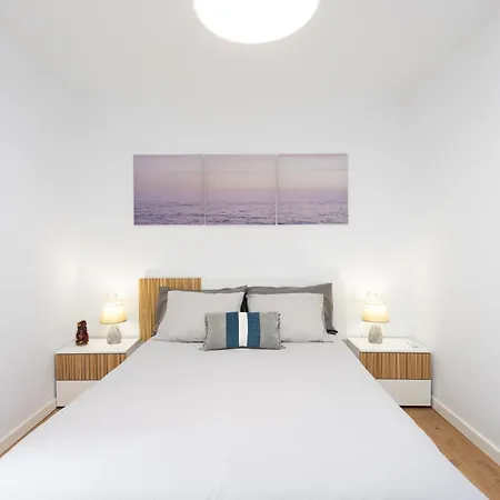 Apartment Home2book Sea Side In